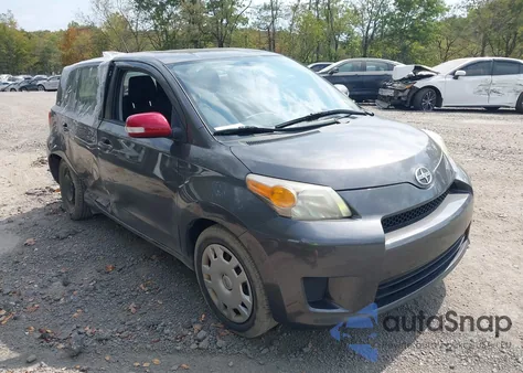 2014 Scion Xd из США, поврежденный, VIN JTKKUPB45E1040185